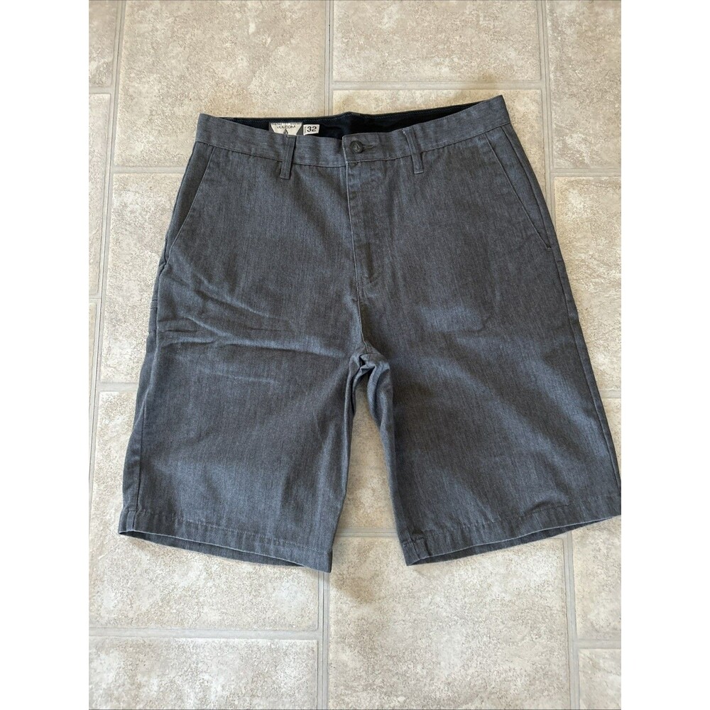 Volcom Shorts Mens 32x10 Gray Flat Front Frickin Too Chino Short